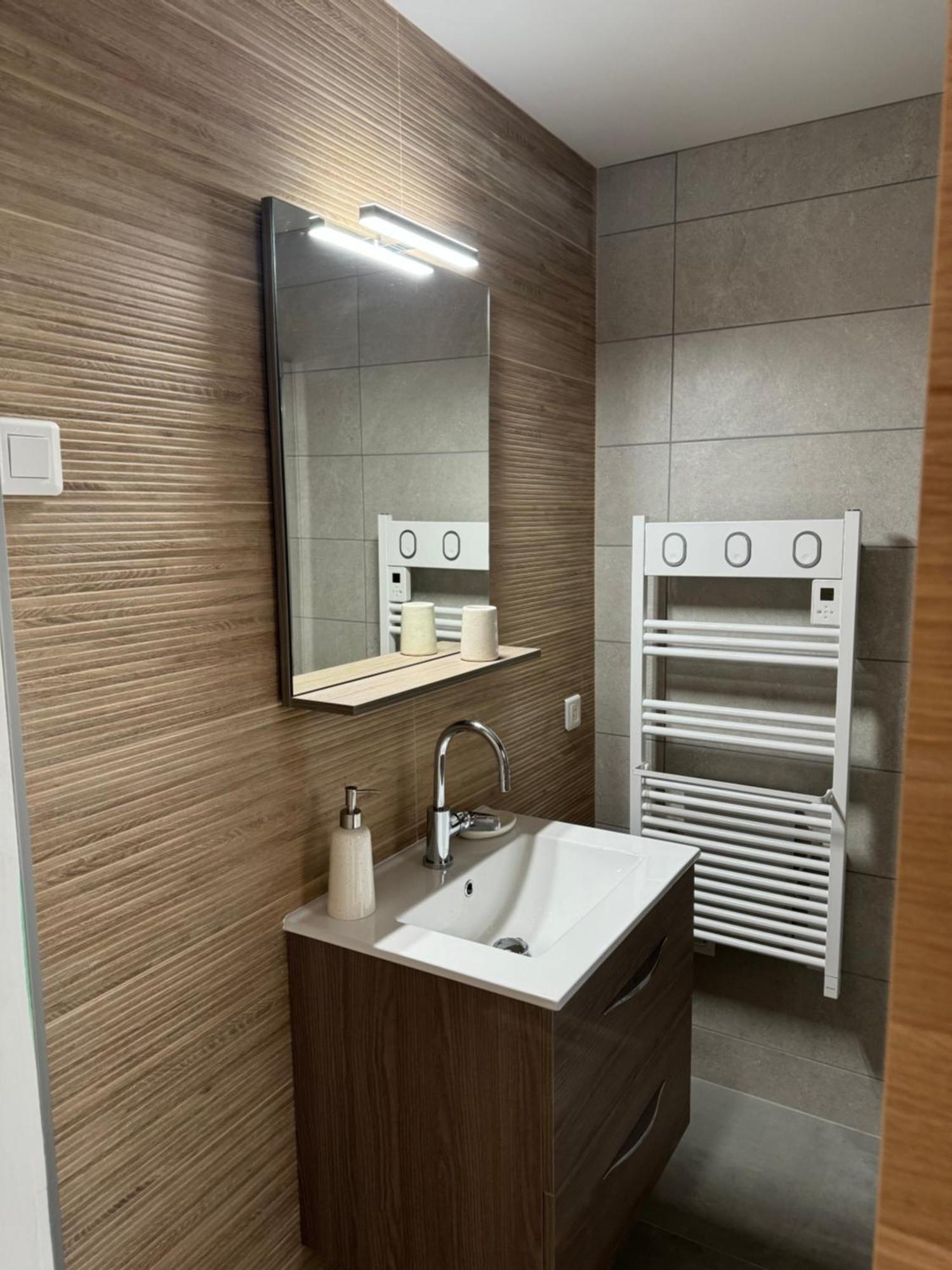 L'ecrin De Marie-lou Cosy Apartment